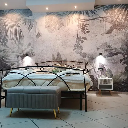Al Vico Bartoli Suite Room Mazzarino Exterior photo